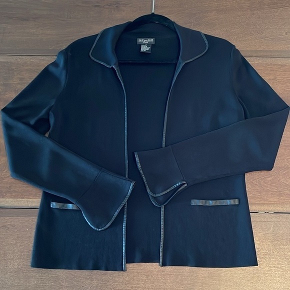 DUE per DUE Black Open Knit Cardigan Tulip wrists Sz. MD - Picture 1 of 15
